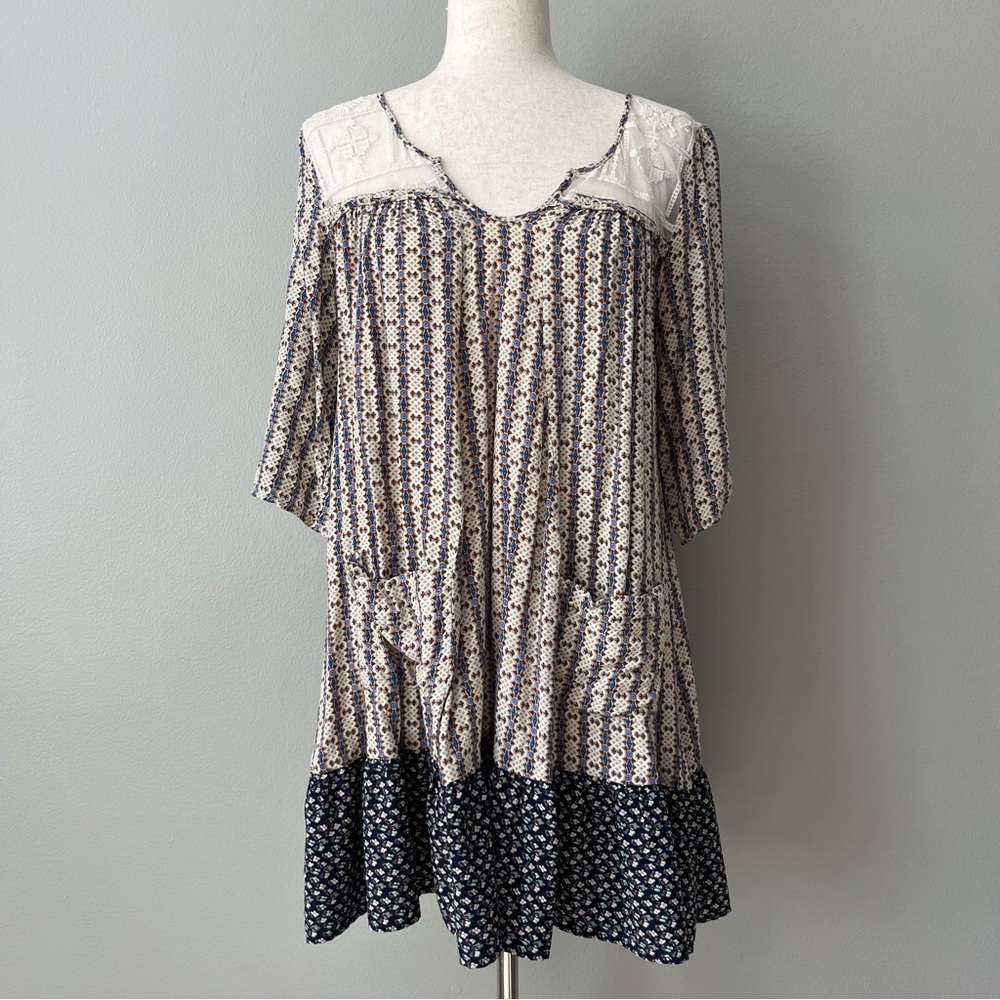 Umgee Boho Mixed Print Swing Dress Pockets Lace Detail Size Small‎